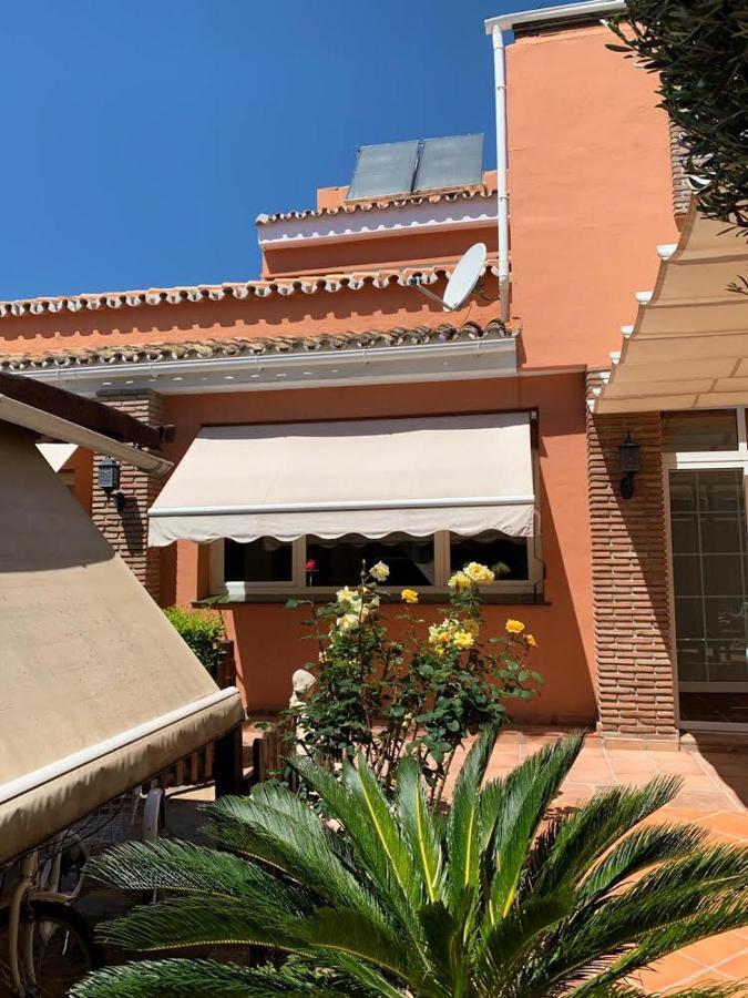 Chalet Con Piscina A 50 M De La Playa . Marbella Esterno foto
